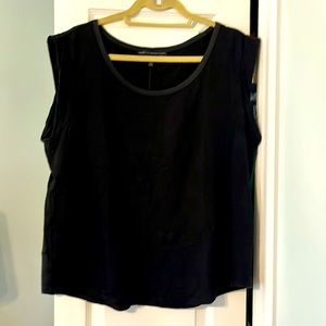 White House black market top